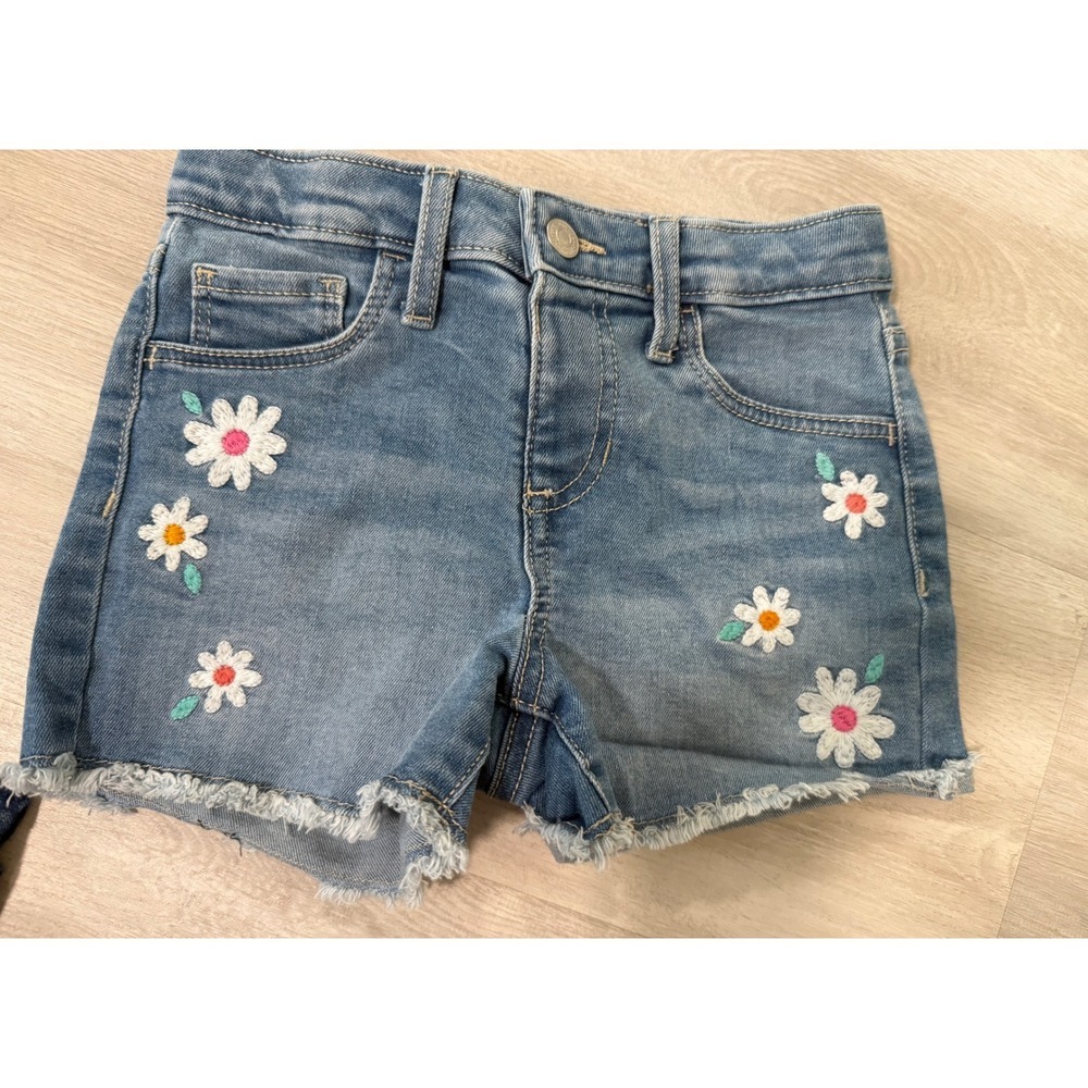 Girls Denim Shorts Bundle Jumping Beans Cat & Jack Squeeze Size 4 5 6 set of 4 - Picture 2 of 10